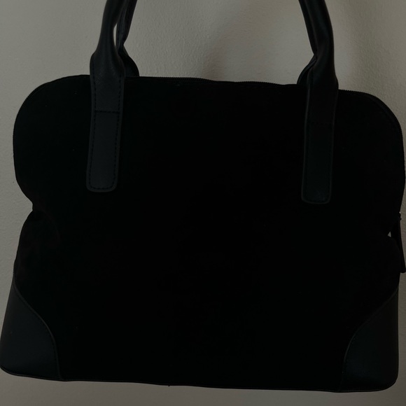 Brand New Kenneth Cole Purse - Picture 3 of 4